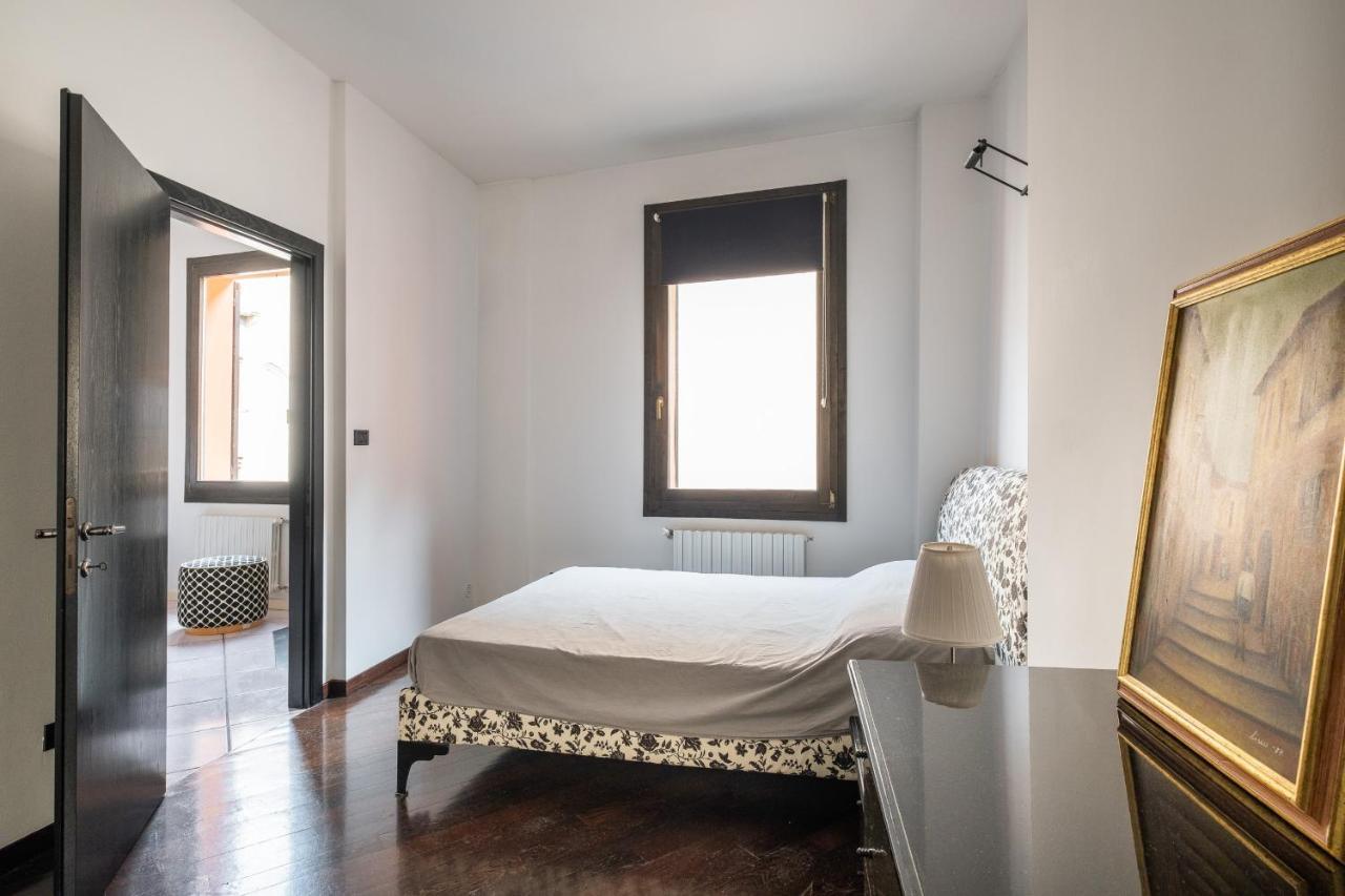 Torre Dell'Orologio Apartment By Wonderful Italy Bologne Extérieur photo